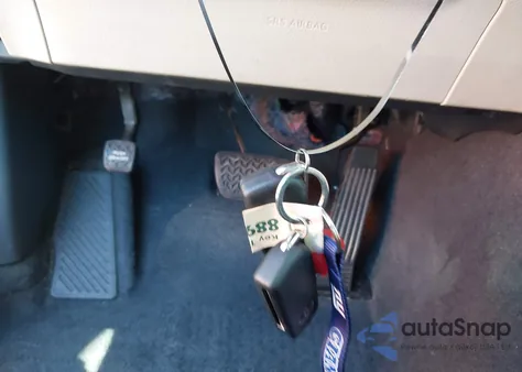 2021 Toyota Camry Le из США, поврежденный, VIN 4T1C11AK2MU454065